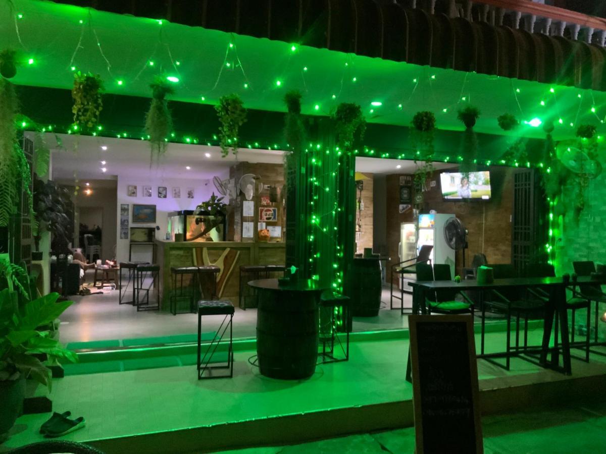 Ban Por Fai Hotel Ча Ам Екстериор снимка